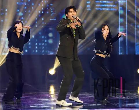 Jeon Jong-hyuk — The Trot Show