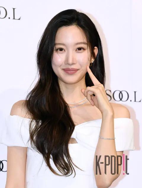 Moon Ga-young — Launch