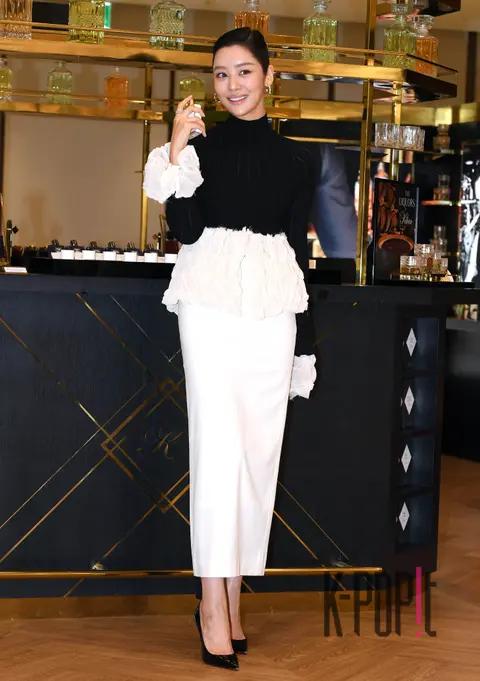 Cha Joo-young — Launch