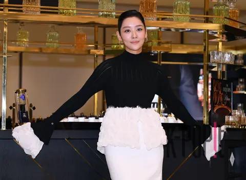 Cha Joo-young — Launch