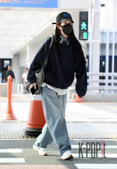 Ko Yun-jung — Airport