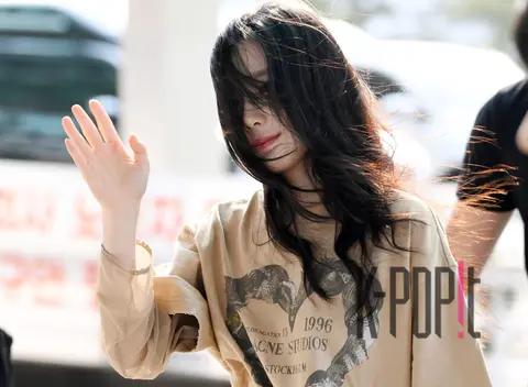 TAEYEON — Airport