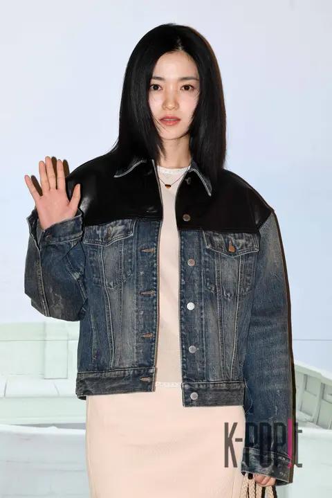 Kim Tae-ri — Launch
