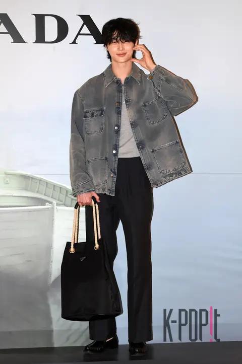 Byeon Woo-seok — Launch