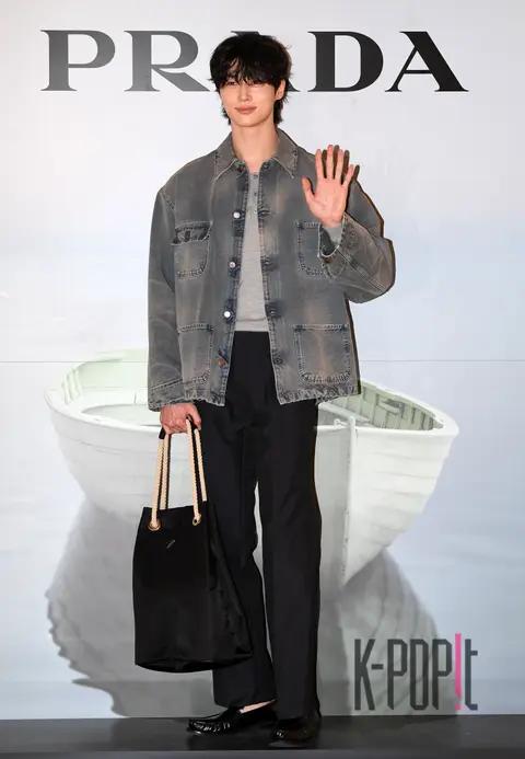 Byeon Woo-seok — Launch