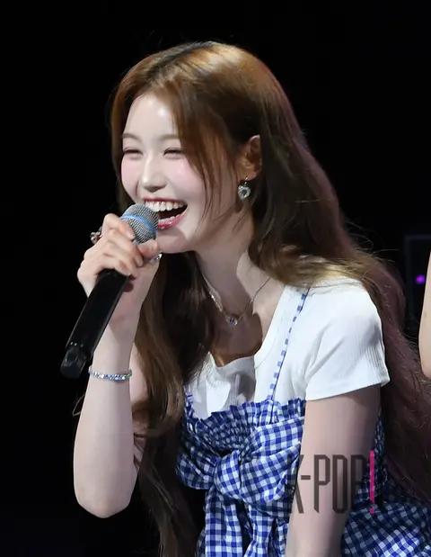 Izuna Jeong Sae-bi — The Show