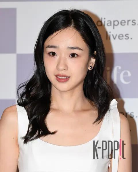 Son Yeon-jae — Launch
