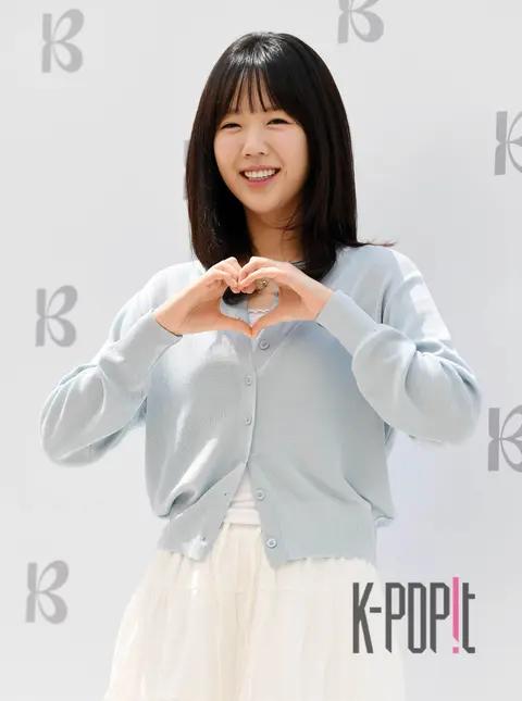 Ji Ye-eun — Launch