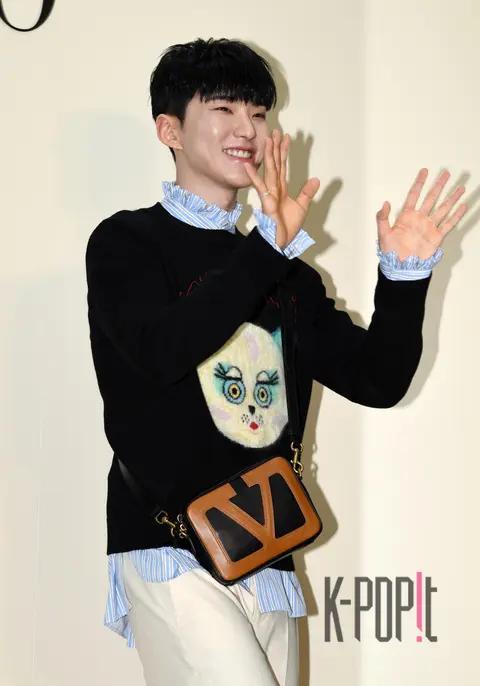 Hoshi (SEVENTEEN) — Launch