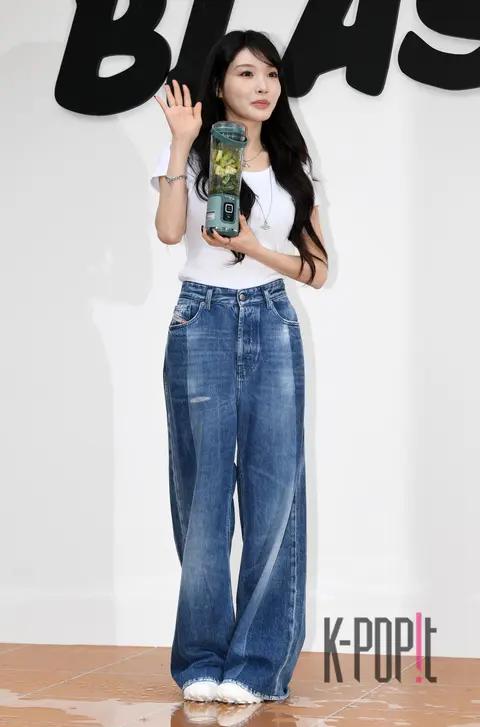 CHUNG HA — Launch