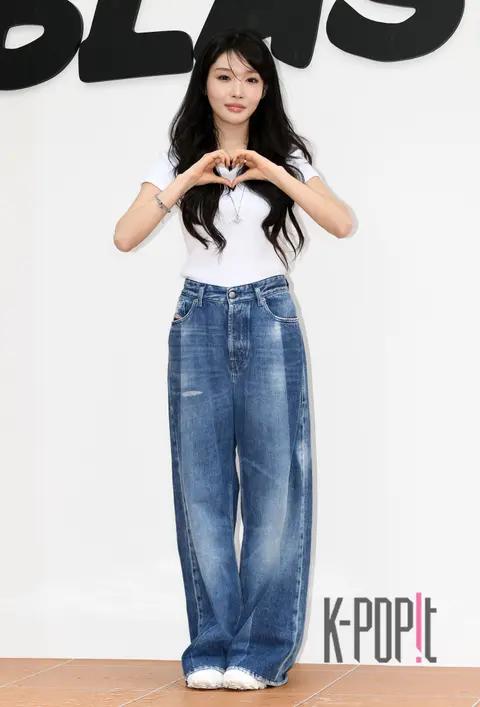 CHUNG HA — Launch