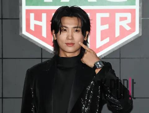 Park Hyungsik — Launch