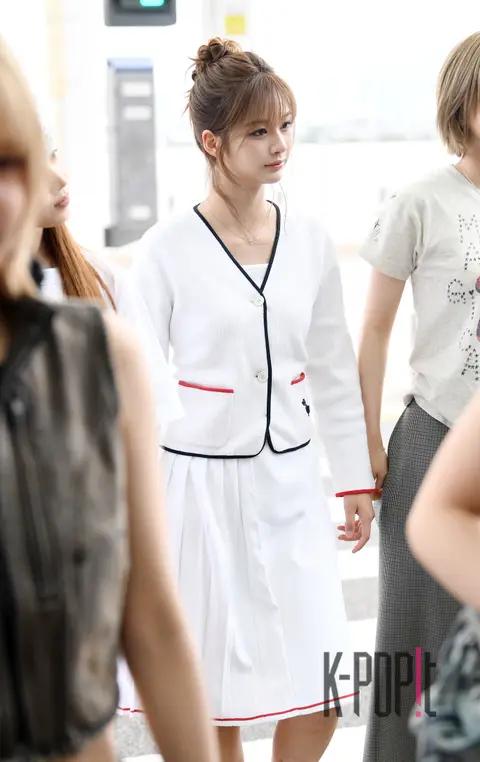 Seol-yun (NMIXX) — Airport