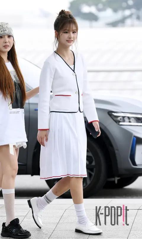 Seol-yun (NMIXX) — Airport