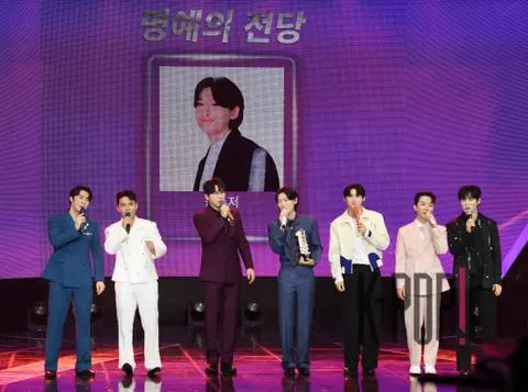 Kim Yong-bin — The Trot Show
