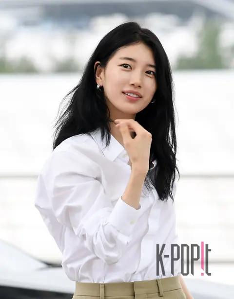 Suzy — Airport