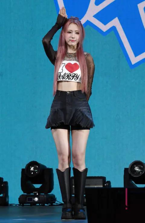 Won Hwa-yeon (IF I) — Showcase
