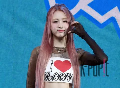 Won Hwa-yeon (IF I) — Showcase