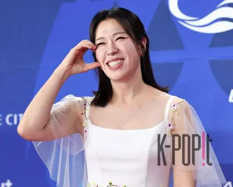 Yim Hye-ran — Blue Dragon Series Awards Red Carpet