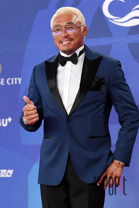 Choo Sung-hoon — Blue Dragon Series Awards Red Carpet