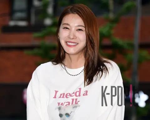 Yoo In-young — Please Take Care of My Refrigerator Wrap Party