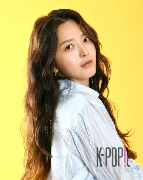 Chanmi & Lim Do-hwa (AOA) — Interview