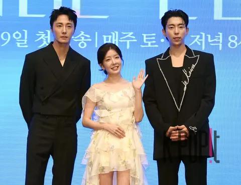 Jung Il-woo, Jung In-sun, Yoon Hyun-min — Glorious Days Production Briefing