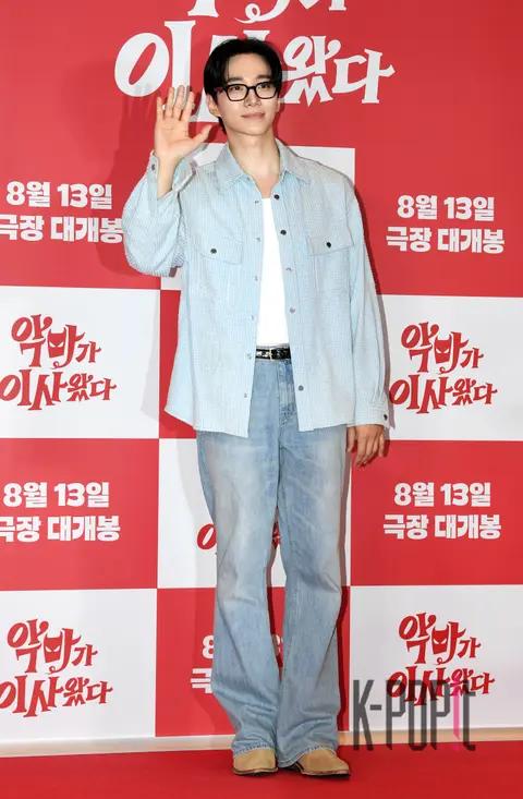 Lee Junho — Doom at Your Service VIP Premiere