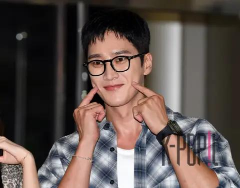 Ahn Bo-hyun — Arrival