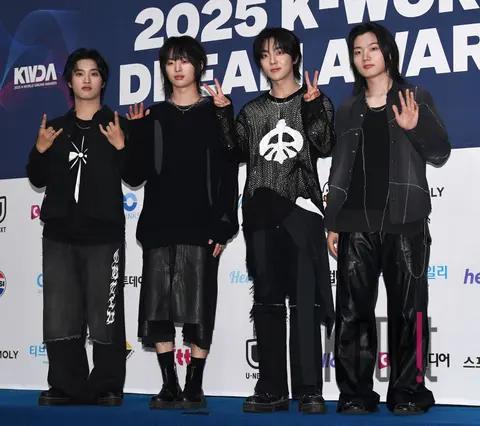 Dragon Pony — K World Dream Awards