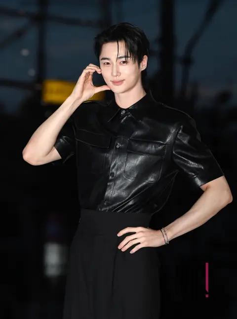 Byeon Woo-seok — Launch
