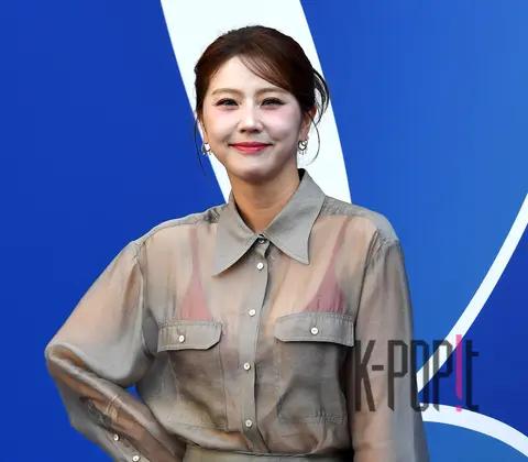 Lee Yun-mi — Seoul Fashion Week