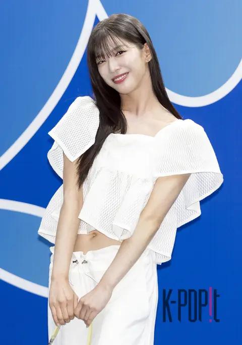 Lim Sa-rang — Seoul Fashion Week