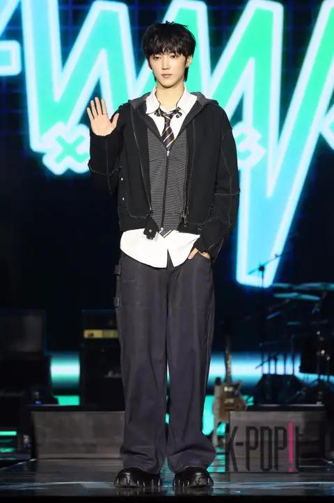 AMP Ha Yu-jun — Showcase