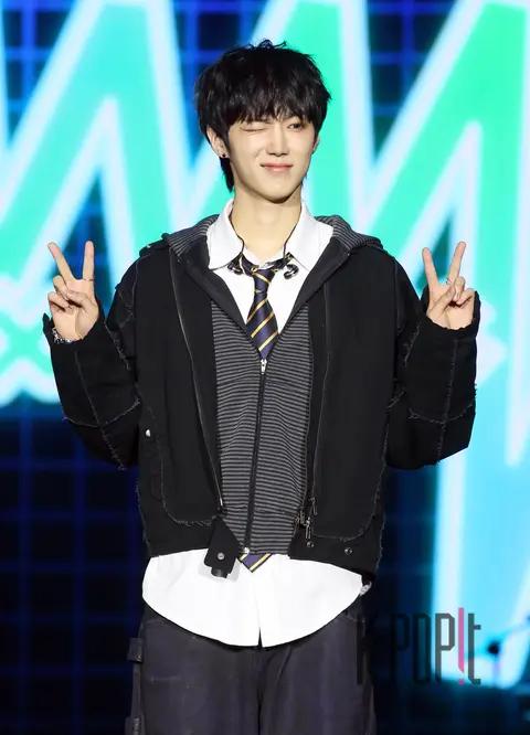 AMP Ha Yu-jun — Showcase