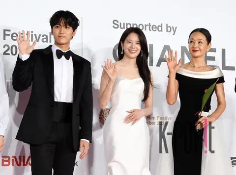 Kim Min-chul, Jang Gyu-ri, Bae Jong-ok — Busan International Film Festival Red Carpet — 2025-09-17