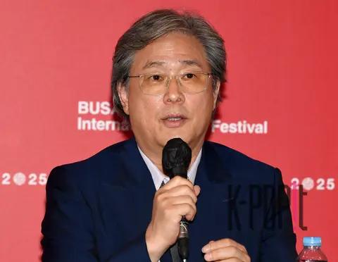 Director Park Chan-wook — No Other Choice Opening — 2025-09-17
