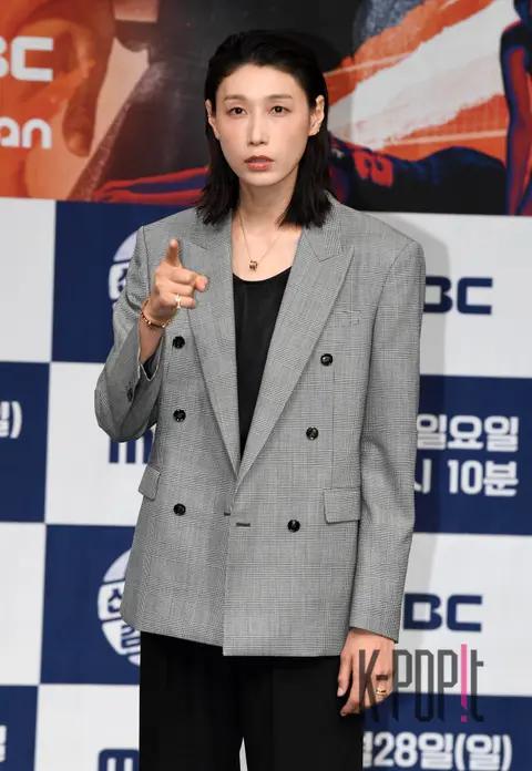 Kim Yeon-kyung — Debut Director Kim Yeon-gyeong Production Briefing