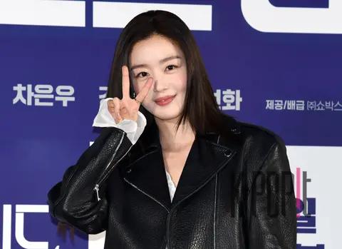 Han Sun-hwa — First Ride Production Briefing