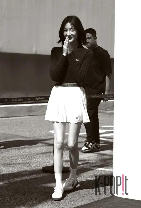Park Ji-hyun — Launch