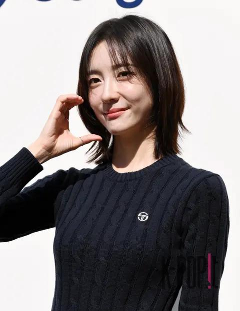 Park Ji-hyun — Launch