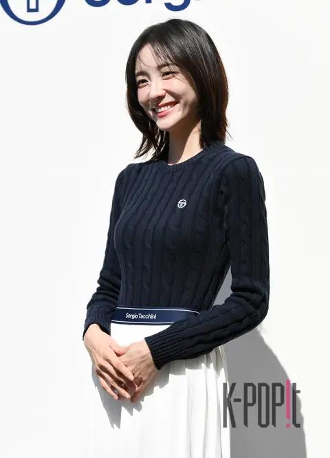 Park Ji-hyun — Launch