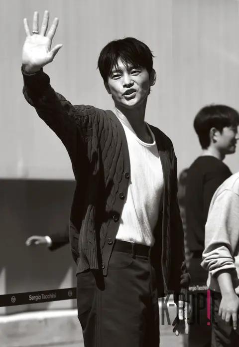 Seo In-guk — Launch
