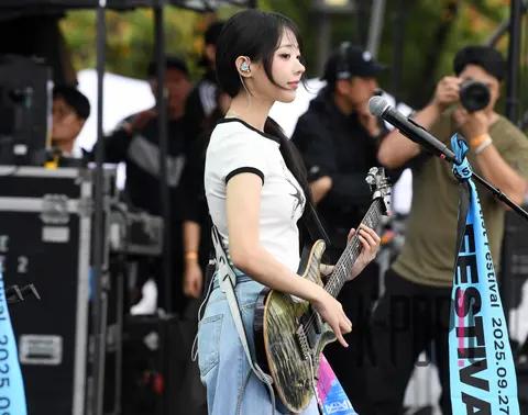 Hina (QWER) — ATA Festival