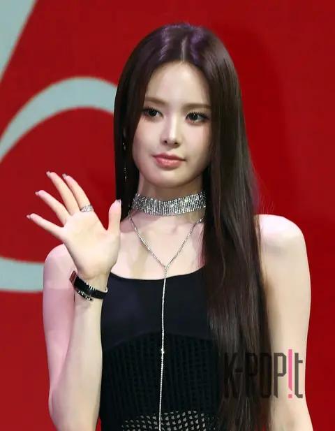 Izuna Bang Ji-min — Showcase