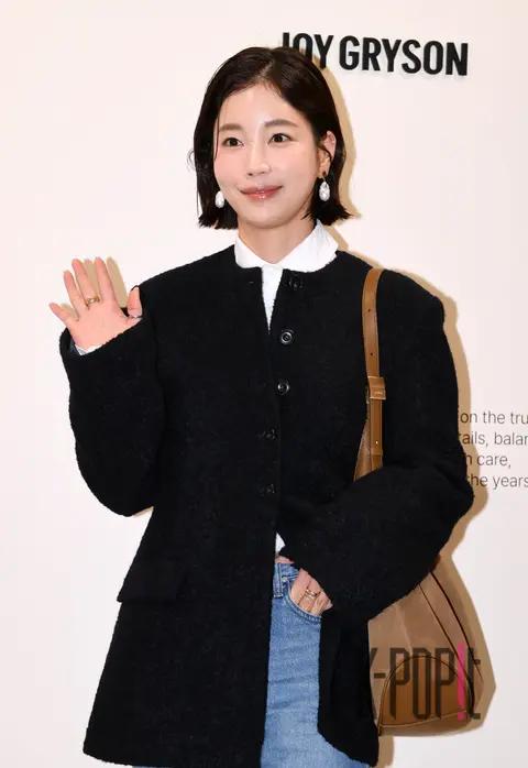 Ki Eun-se — Launch