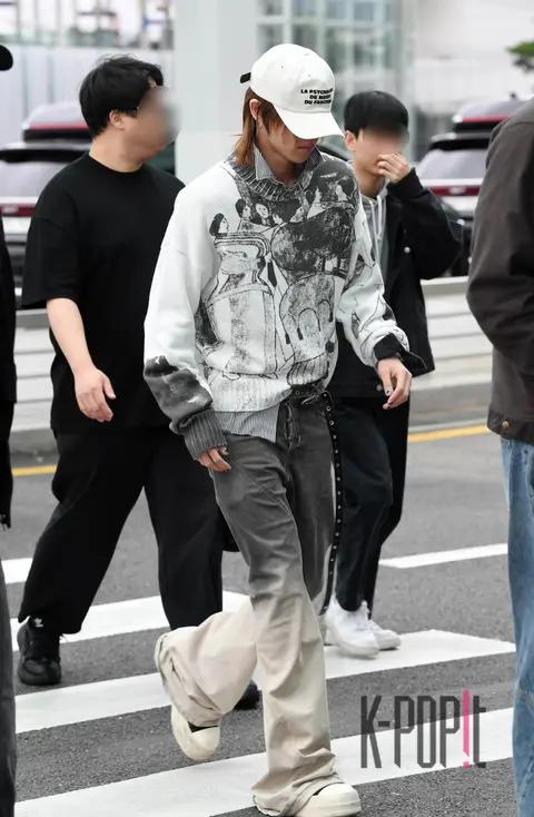 The8 (SEVENTEEN) — Airport