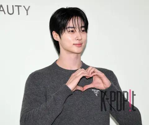 Byeon Woo-seok — Launch