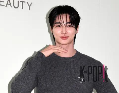 Byeon Woo-seok — Launch