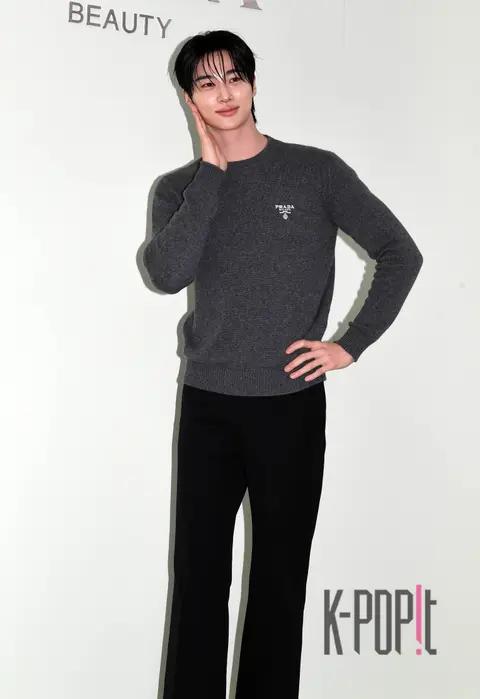 Byeon Woo-seok — Launch